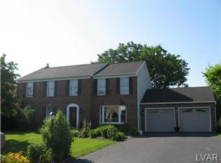 610 Buckingham Dr, Northampton, PA