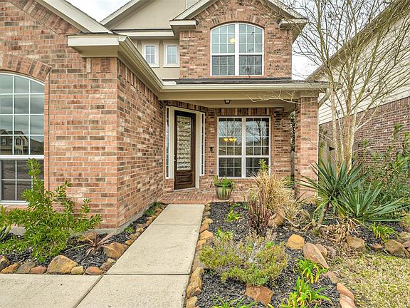 3rd image of 18618 Suncross Ln
