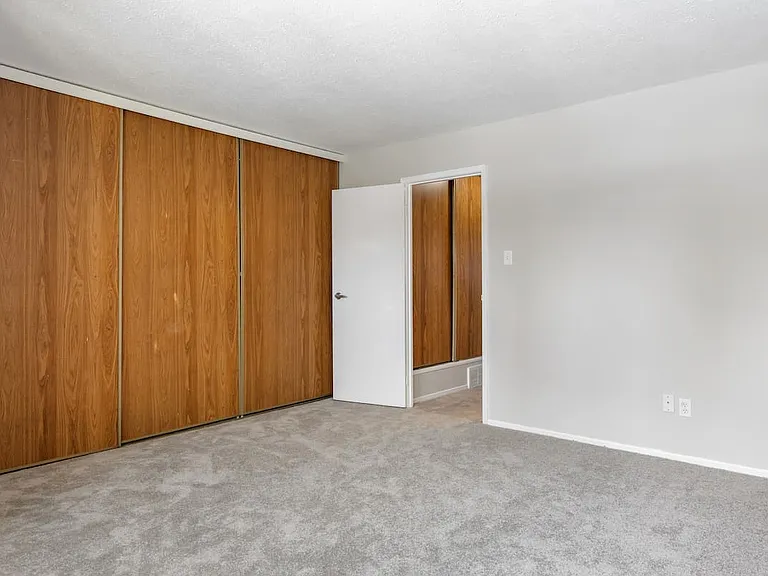 2591 Bridle Path Dr — Photo 9