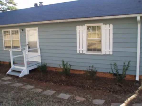 3033 Kelsey Creek Rd, Spartanburg, SC 29302