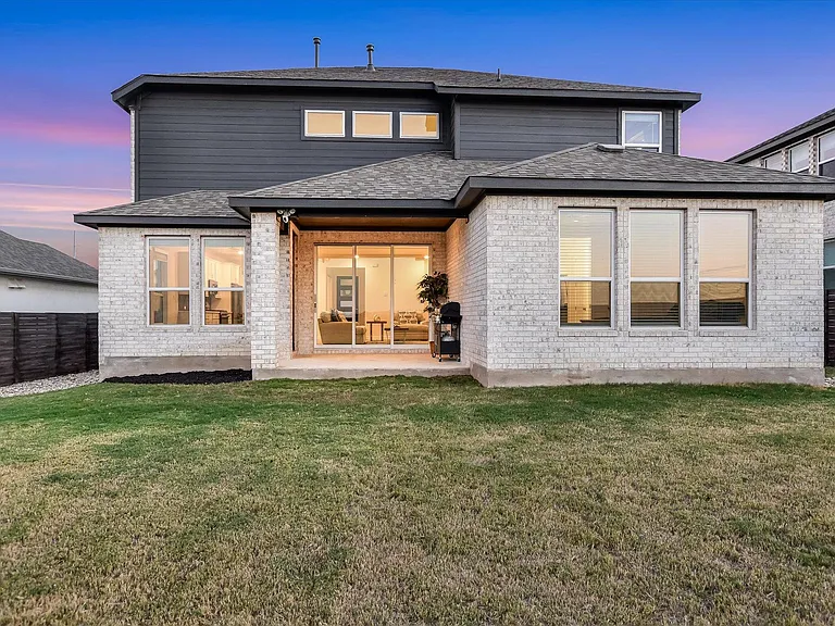 737 Leeward Pass — Photo 31