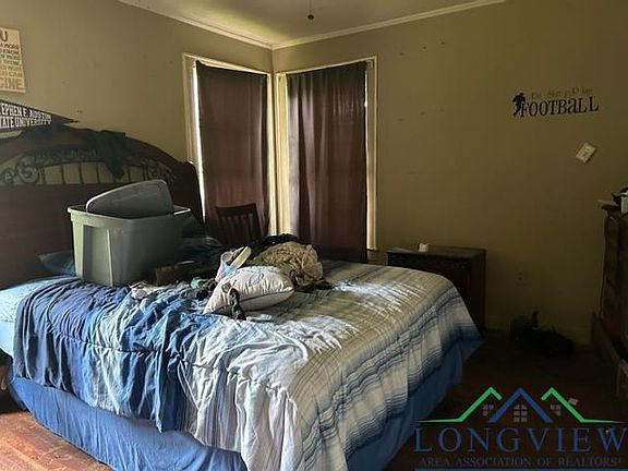 4th image of 921 Noel Dr
