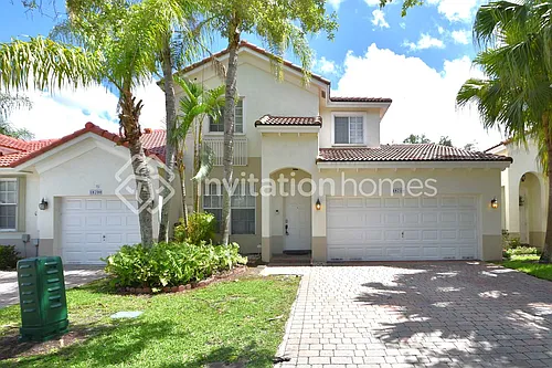 18710 SW 25th Ct Photo 1