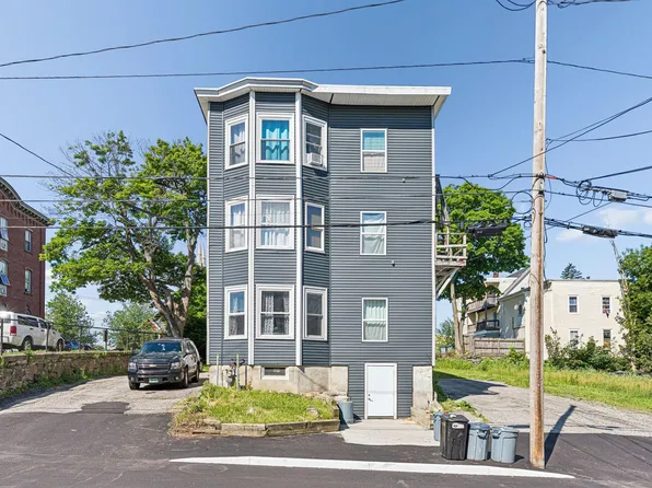 25 Howe Street, Lewiston, ME 04240