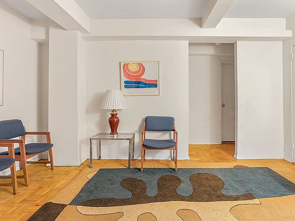 3rd image of 510 E 86th St APT 1F
