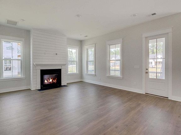 2nd image of 227 Ashworth Dr