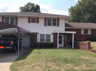 819 Park Ave, Watonga, OK 73772