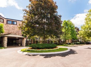 1400 N Yarmouth Pl APT 106, Mount Prospect, IL