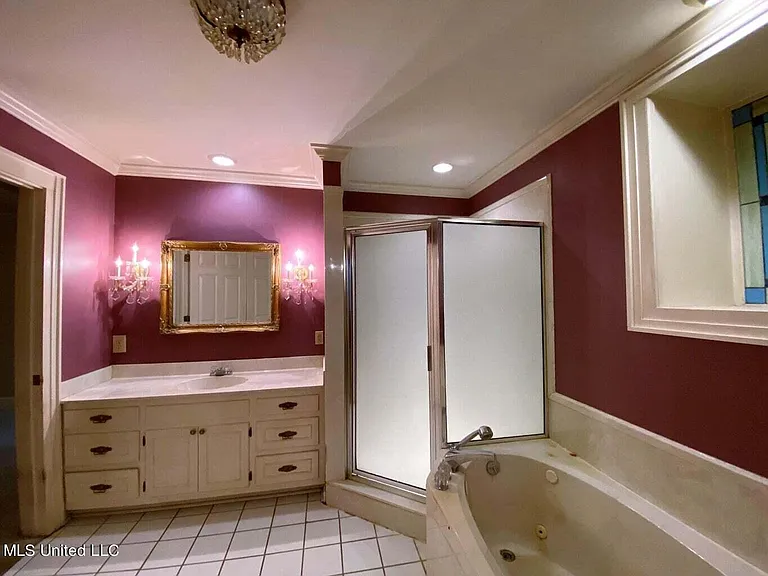 275 W Chulahoma Ave — Photo 6