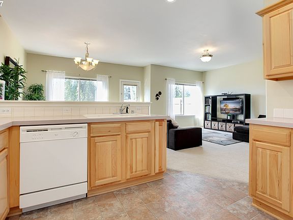 4th image of 9524 NE 20th Pl