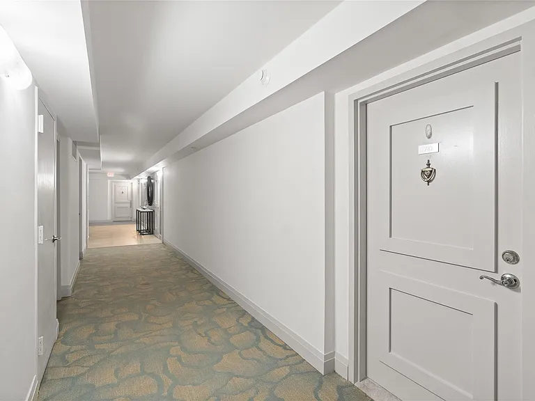 5200 N Ocean Blvd #710B — Photo 32