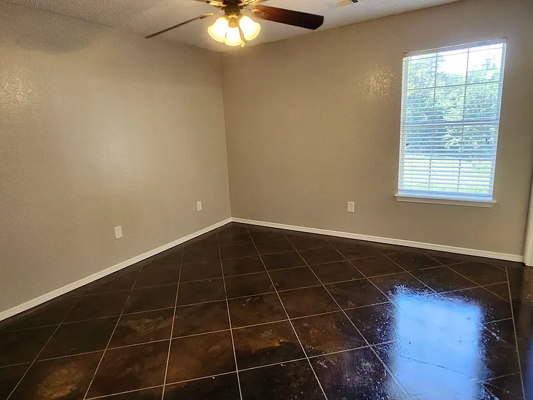 1818 Watts Rd — Photo 8
