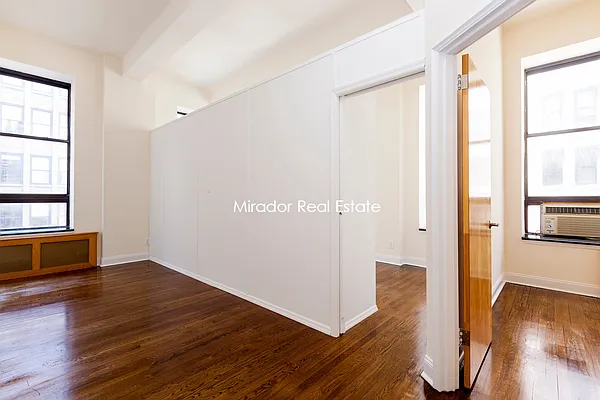 Rented by Mirador Real Estate | media 17