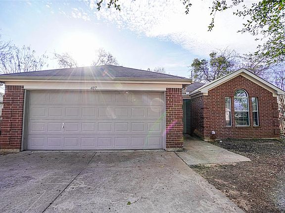 3rd image of 407 Redbud Ln