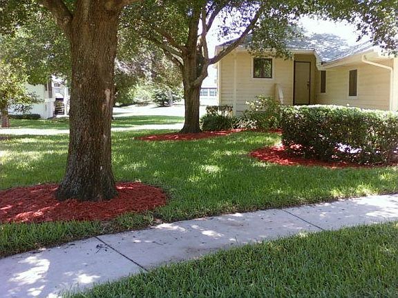2nd image of 1003 Blue Heron Ct