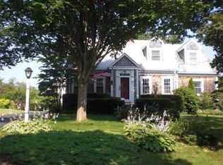 28 North St, Mattapoisett, MA 02739