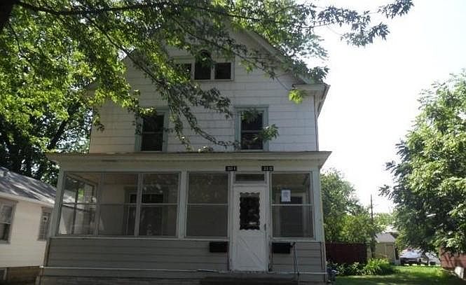 1st image of 3514 33rd Ave S