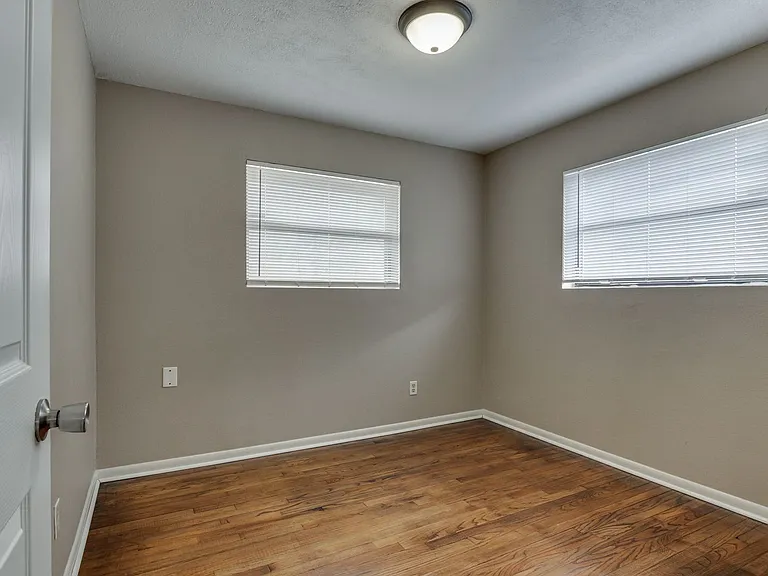 1432 SW 61st Ter — Photo 36