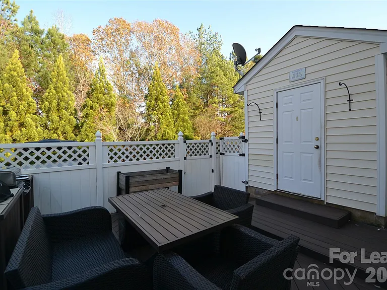 4003 Christine Ln #A — Photo 30