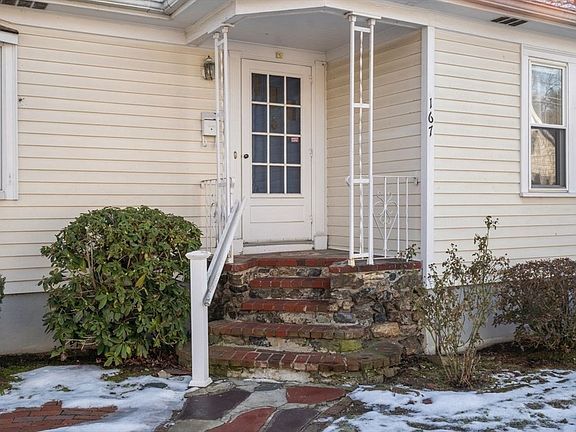 2nd image of 167 Rock St