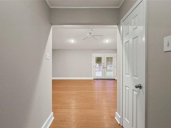 3rd image of 12 Westlane Pl