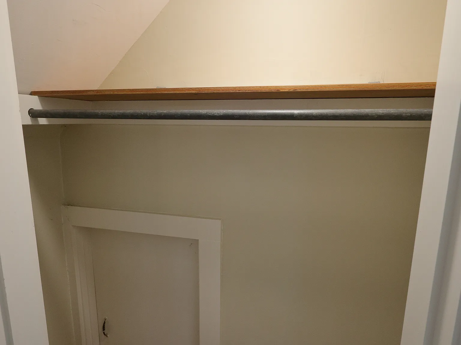4 bed, 1800 sqft, $1,050 — Photo 3