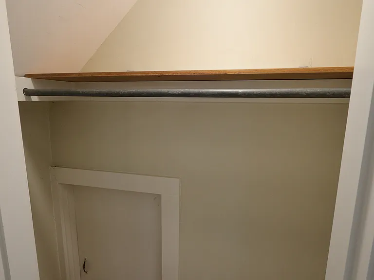 24 Pine Hill Ave #1 — Photo 3