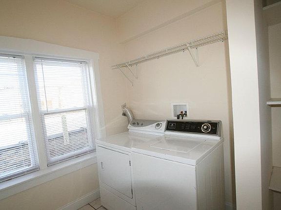 3rd image of 4926 N Albany Ave APT 3N