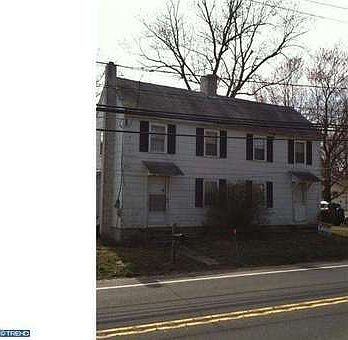 2nd image of 425 Stony Hill Rd