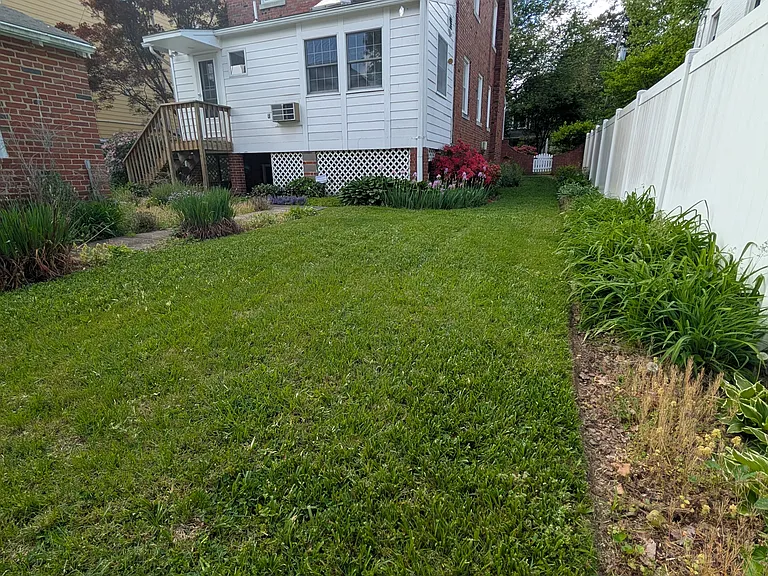 Brandywine St NW — Photo 28