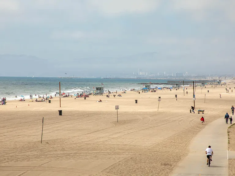A short journey Dockweiler Beach.