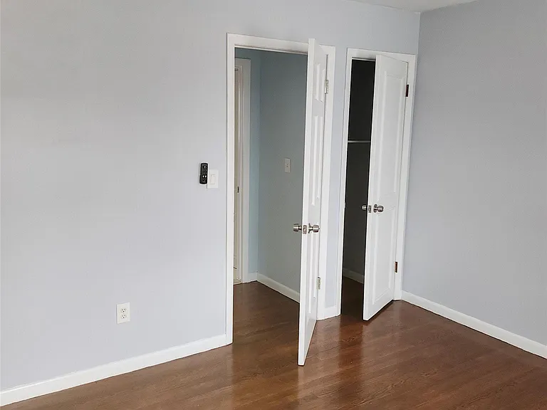 90 Hildreth Pl #2 — Photo 8