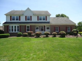 3117 Chardonnay Ln, Poland, OH 44514