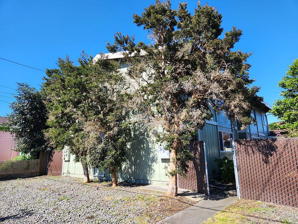 1st image of 3124-3130 California St