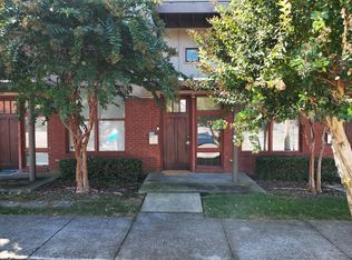 832 E 8th St, Chattanooga, TN 37403