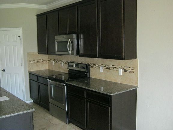 4th image of 871 Mayberry Ml