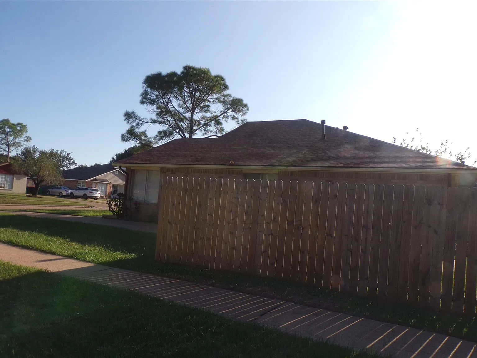 3 bed, 4.0 bath, 1150 sqft, $1,495 — Photo 2