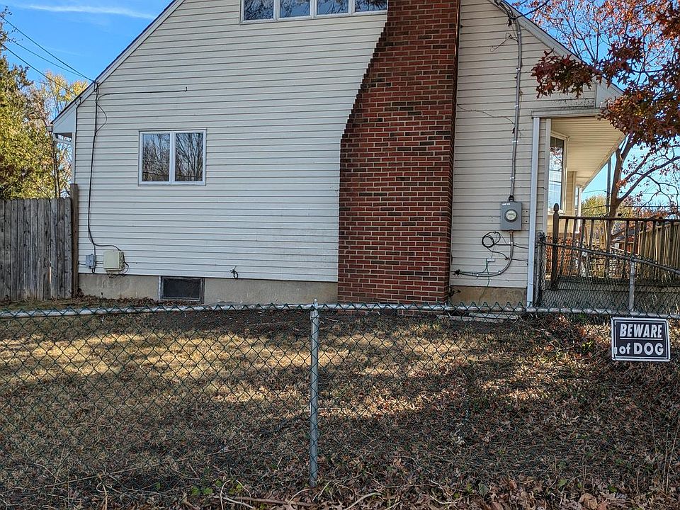 2nd image of 9 Aster Rd