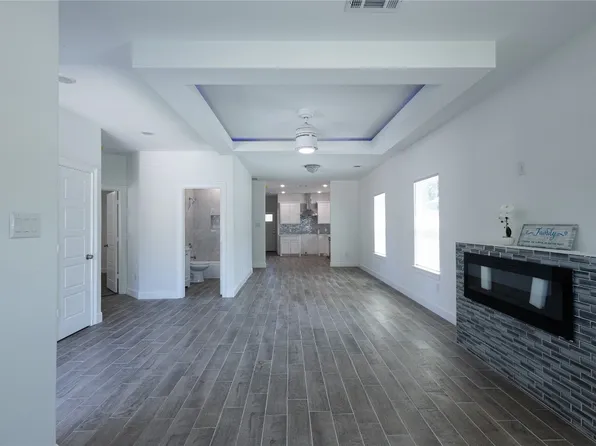 1316 E Annie St, Fort Worth, TX 76104