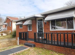 2515 Amhurst St, Winston Salem, NC 27105