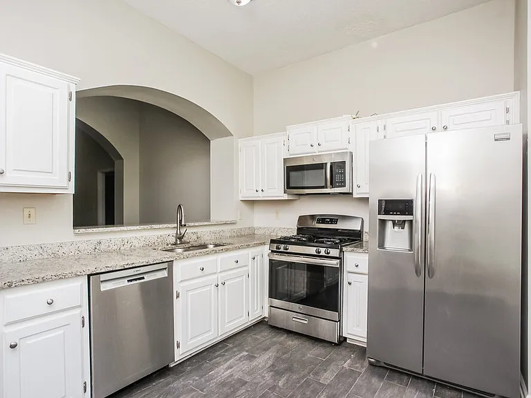 5822 Michaelson Dr — Photo 6
