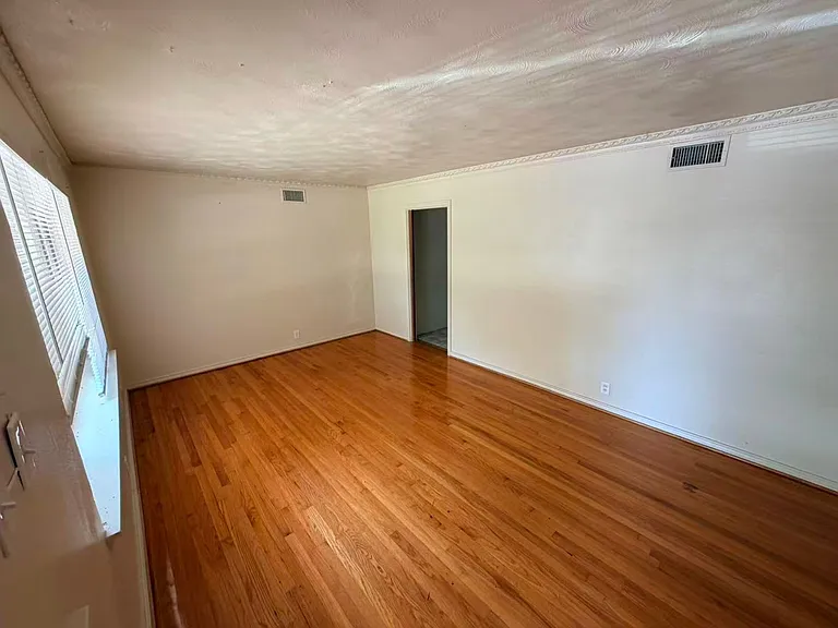 413 Frances Way — Photo 13