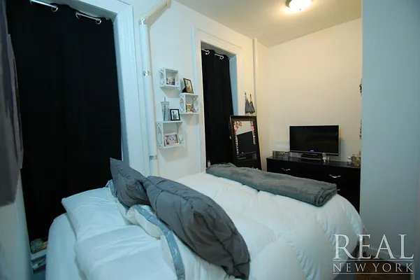 Rented by REAL New York | media 9