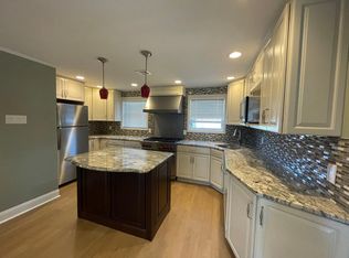 115 Meadow Ln, Philadelphia, PA 19154