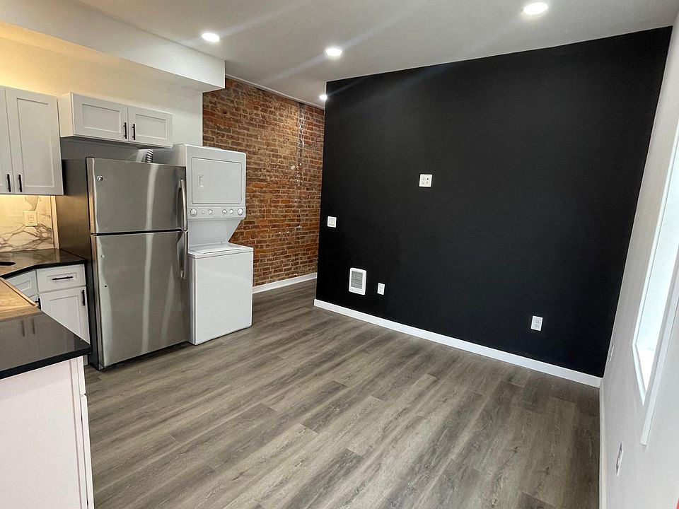 1st image of 700 E Hilton St Floor 1