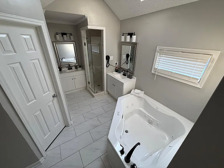 8360 Brooklawn Dr — Photo 20