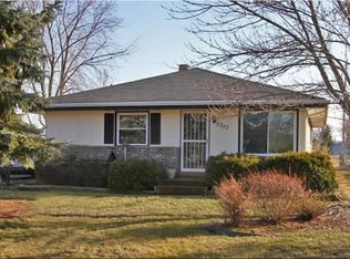 2303 Broadleaf Dr, Racine, WI 53402