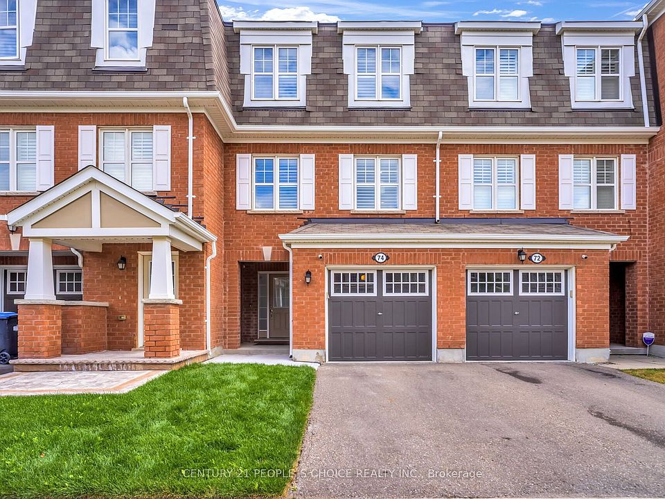 1st image of 74 Metro Cres