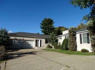 147 E Hamton Rd, Binghamton, NY 13903