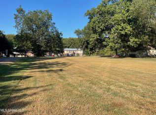 626 N Bayou Ave, Cleveland, MS 38732